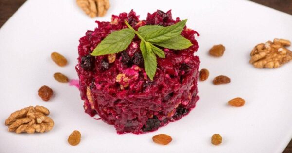 Beets and prunes Salad