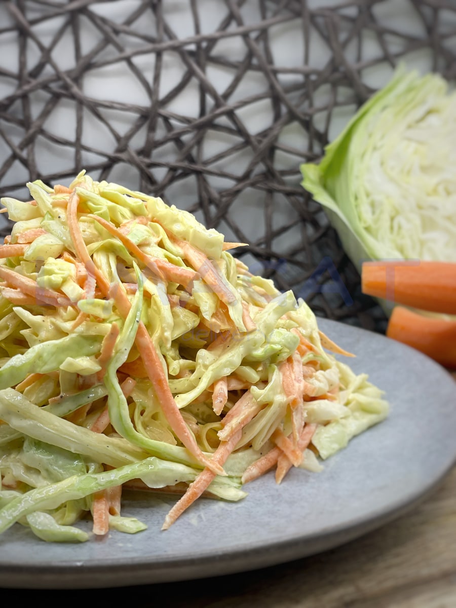 Американский Коул слоу салат