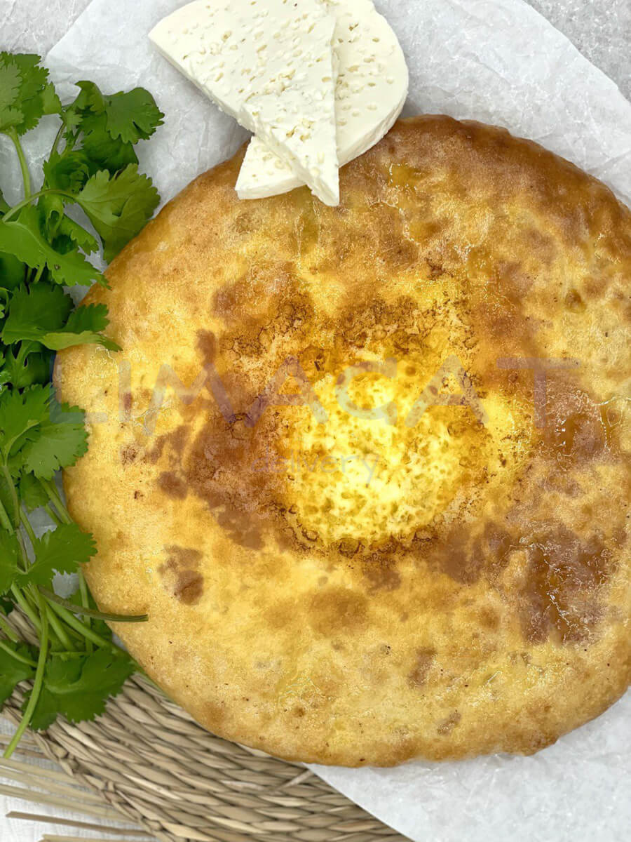 Imeretian khachapuri