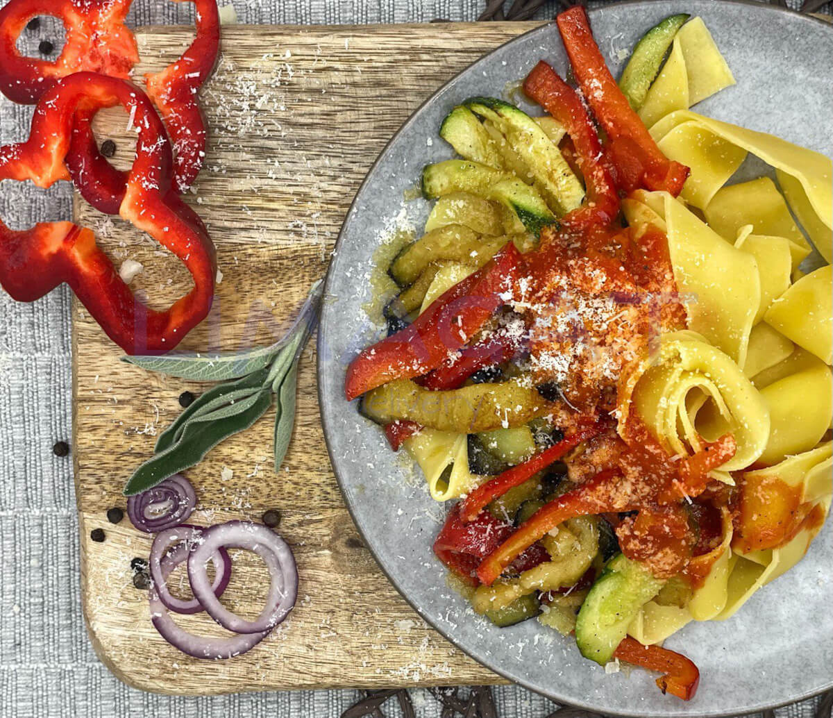Паста с овощами на гриле