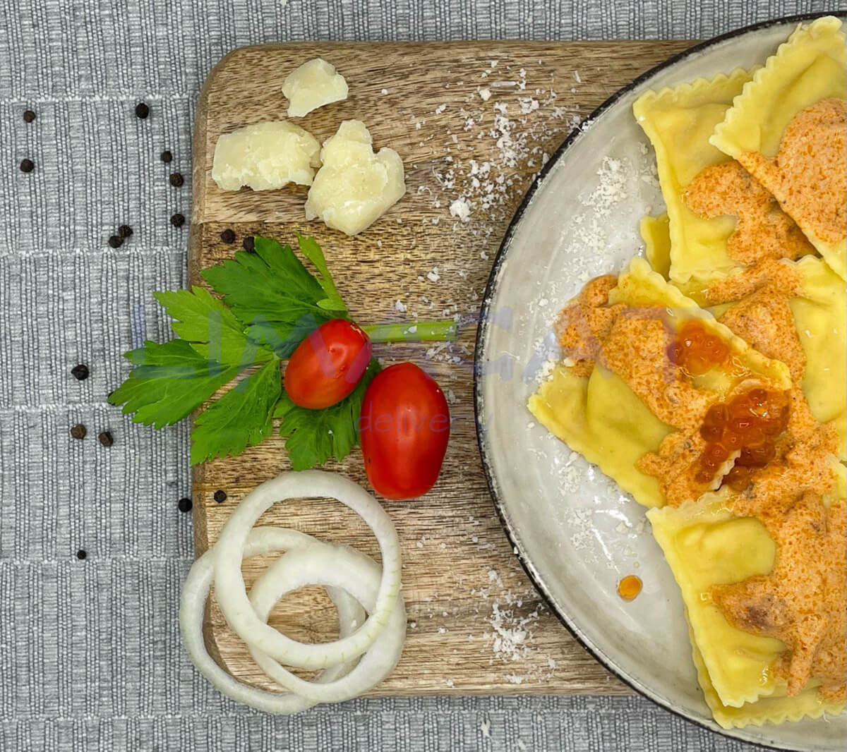 Равиоли с лобстером и крабом