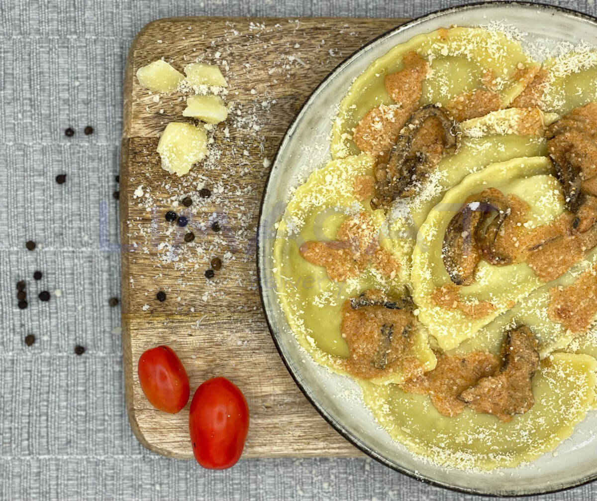 Равиоли с белыми грибами