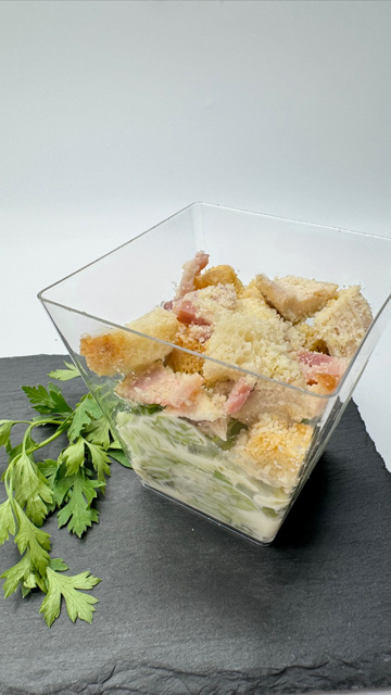 Цезарь с курицей
